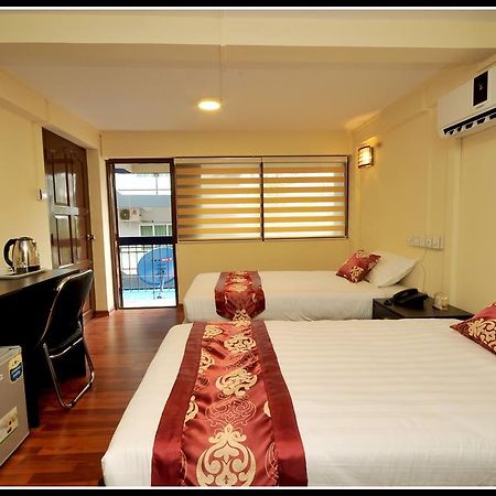 York Residence ヤンゴン 部屋 写真